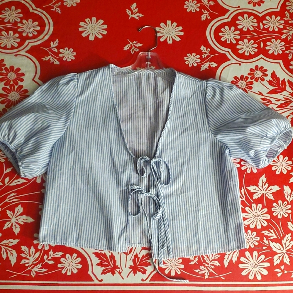 3/$15 SHEIN EZ Wear Blue and White Striped Top EZ Wear (Part Of Set)